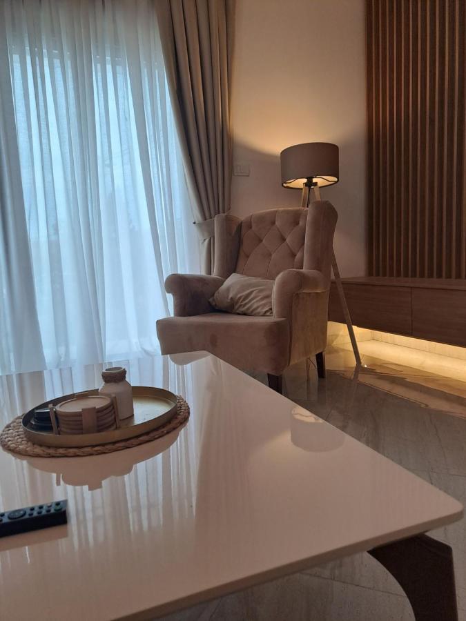 Lux Apartment Jovanovic Tivat Zewnętrze zdjęcie